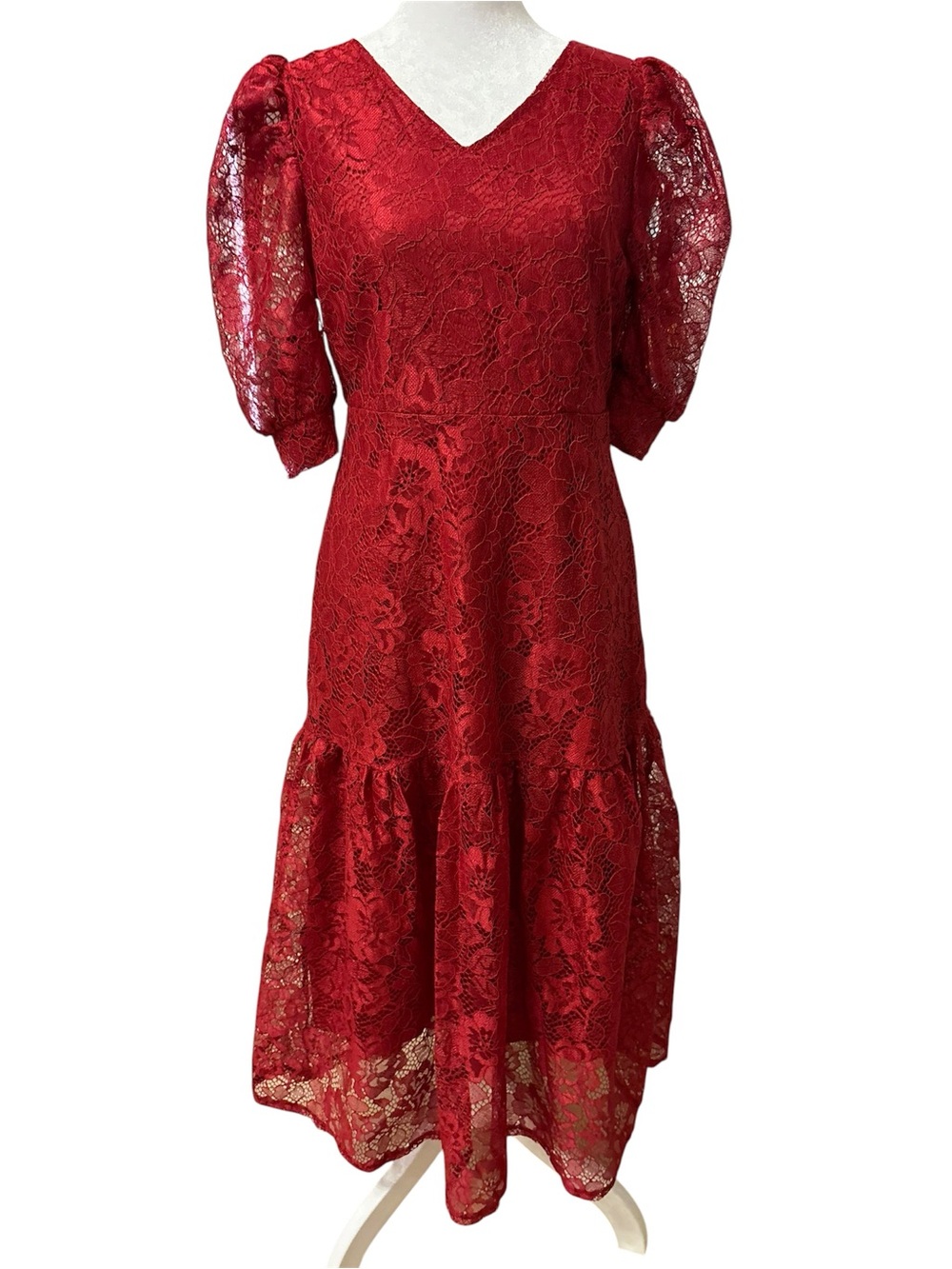**Red Lace V-Neck Midi Dress 🌹**